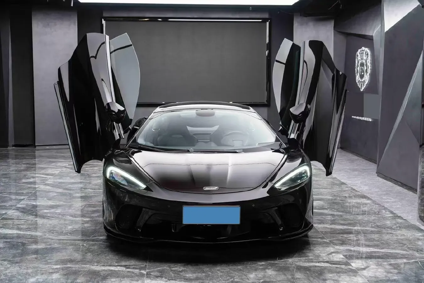 2019 Lorinser MAYBACH S Class 3.0T 367HP V6 9AT,autocango,china used car exporter,china ev exporter,chinese used car exporter,chinese used ev exporter