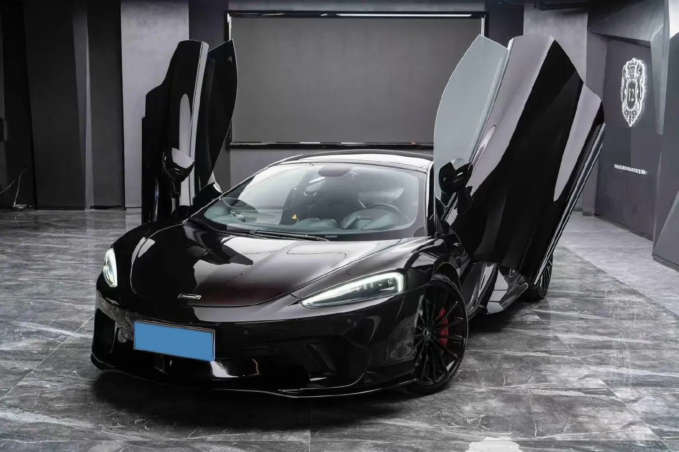 2019 Lorinser MAYBACH S Class 3.0T 367HP V6 9AT,autocango,china used car exporter,china ev exporter,chinese used car exporter,chinese used ev exporter