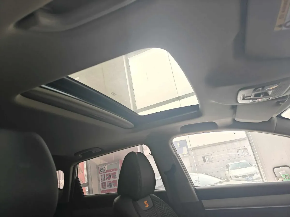 2023 Geely Coolray 1.5T 181HP L4 7DCT,autocango,china used car exporter,china ev exporter,chinese used car exporter,chinese used ev exporter