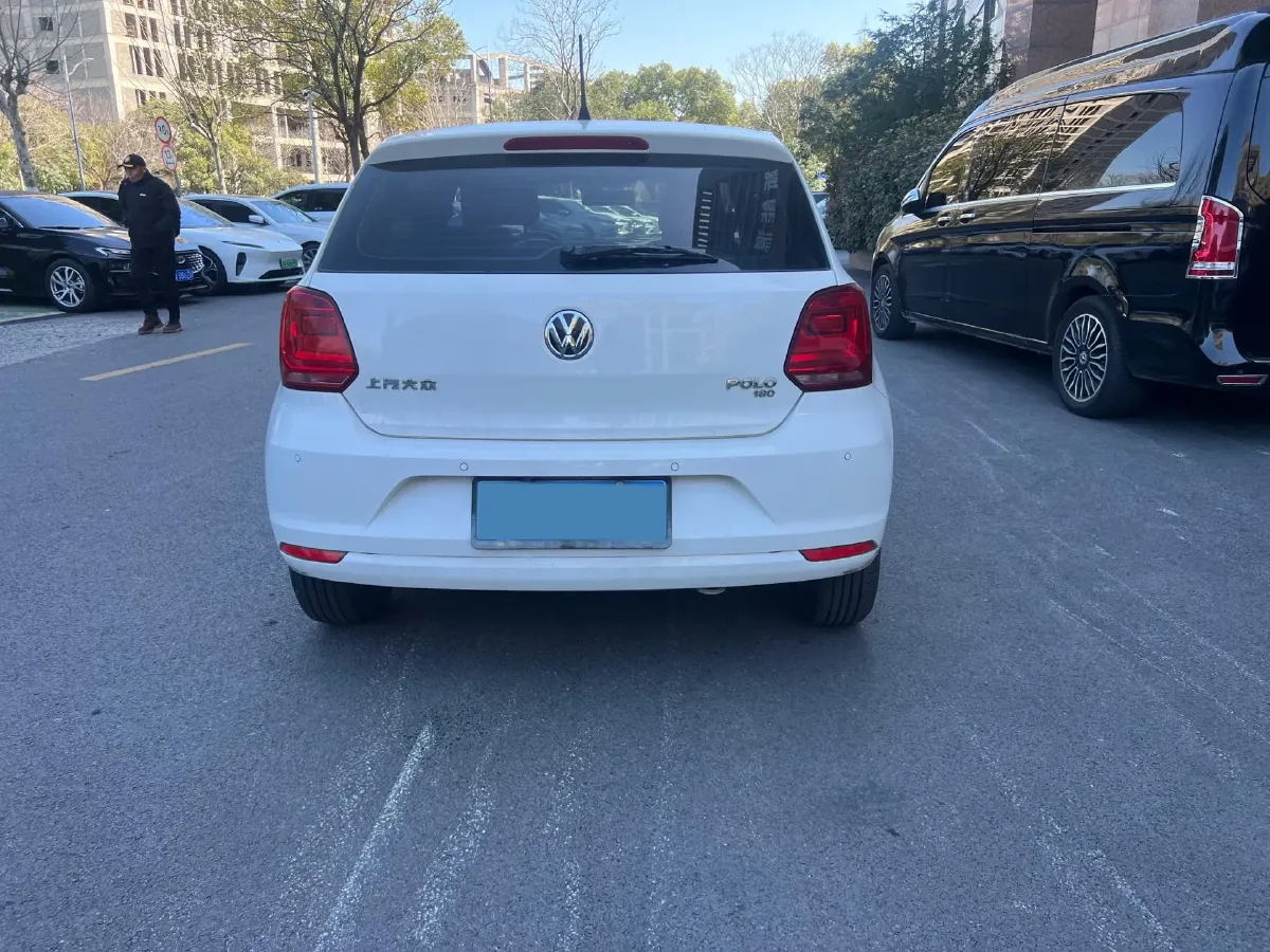 2016 Volkswagen Polo 1.6L 110HP L4 6AT,autocango,china used car exporter,china ev exporter,chinese used car exporter,chinese used ev exporter