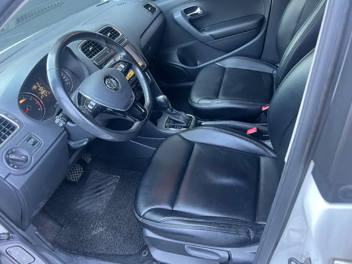 2016 Volkswagen Polo 1.6L 110HP L4 6AT,autocango,china used car exporter,china ev exporter,chinese used car exporter,chinese used ev exporter