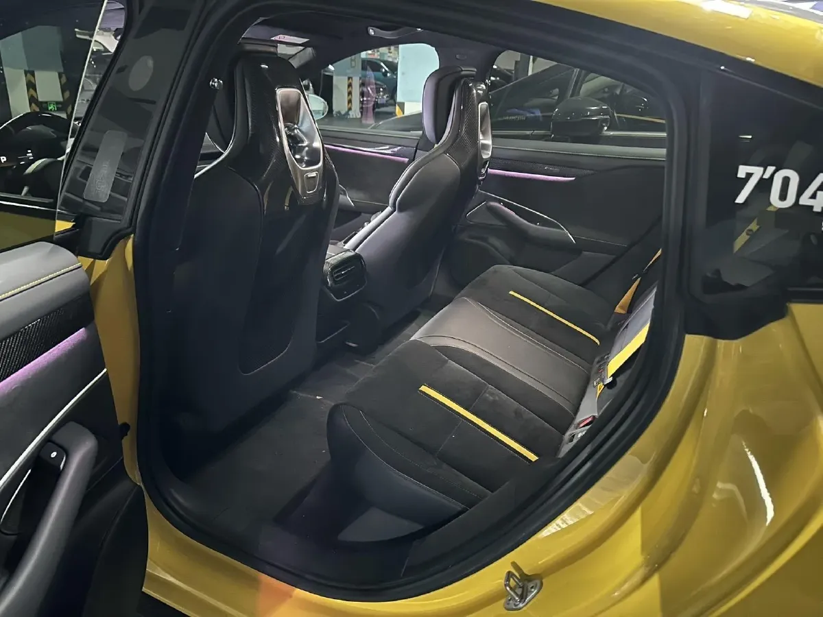 2025 MI SU7 Ultra BEV 93.7KWH,autocango,china used car exporter,china ev exporter,chinese used car exporter,chinese used ev exporter