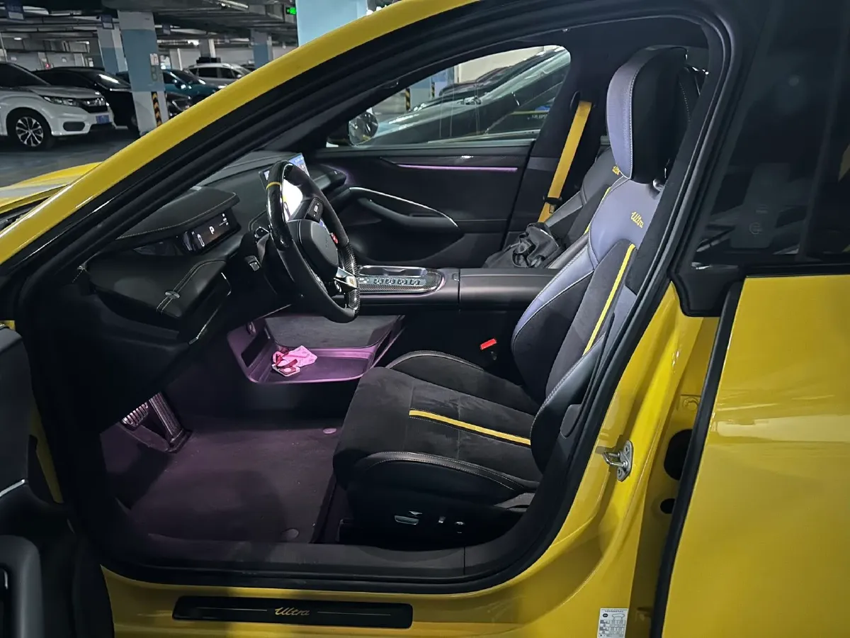 2025 MI SU7 Ultra BEV 93.7KWH,autocango,china used car exporter,china ev exporter,chinese used car exporter,chinese used ev exporter