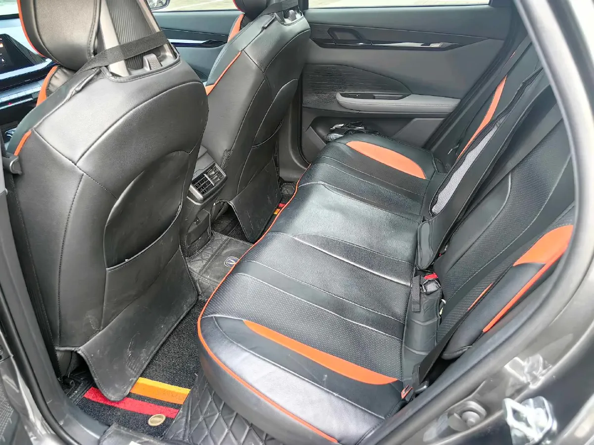 2022 ChangAn UNI-V 1.5T 188HP L4 7DCT,autocango,china used car exporter,china ev exporter,chinese used car exporter,chinese used ev exporter