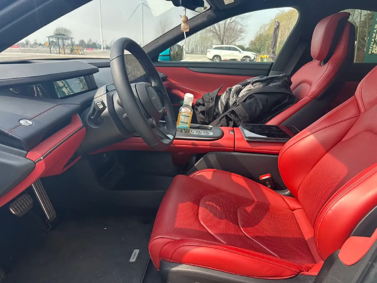 2024 MI SU7 BEV 101KWH,autocango,china used car exporter,china ev exporter,chinese used car exporter,chinese used ev exporter