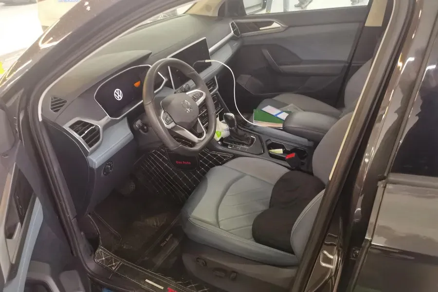 2025 Volkswagen Tharu 1.5T 160HP L4 7DCT,autocango,china used car exporter,china ev exporter,chinese used car exporter,chinese used ev exporter