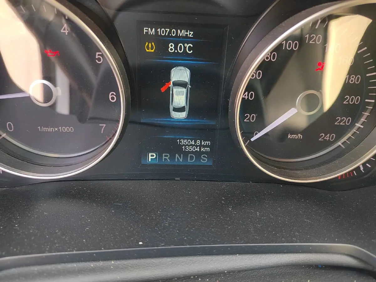 2021 HongQi H7 1.8T 188HP L4 6AT,autocango,china used car exporter,china ev exporter,chinese used car exporter,chinese used ev exporter