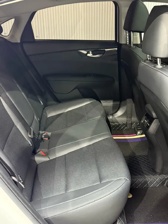 2021 Kia K3 1.5L 115HP L4 CVT,autocango,china used car exporter,china ev exporter,chinese used car exporter,chinese used ev exporter