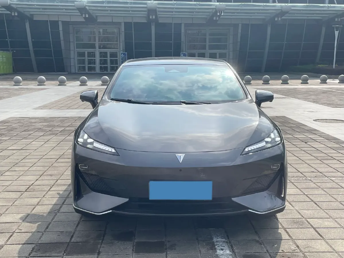 2025 Deepal SL03 BEV 56.1KWH,autocango,china used car exporter,china ev exporter,chinese used car exporter,chinese used ev exporter