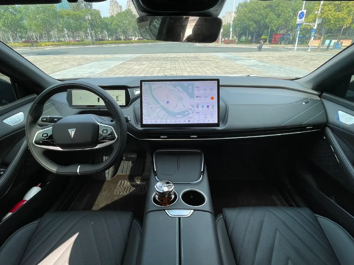 2025 Deepal SL03 BEV 56.1KWH,autocango,china used car exporter,china ev exporter,chinese used car exporter,chinese used ev exporter