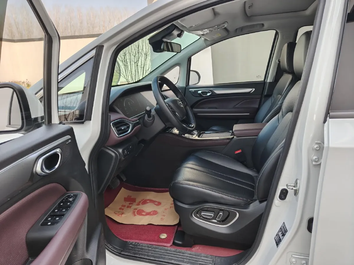 2023 GAC Trumpchi M6 1.5T 177HP L4 7DCT,autocango,china used car exporter,china ev exporter,chinese used car exporter,chinese used ev exporter