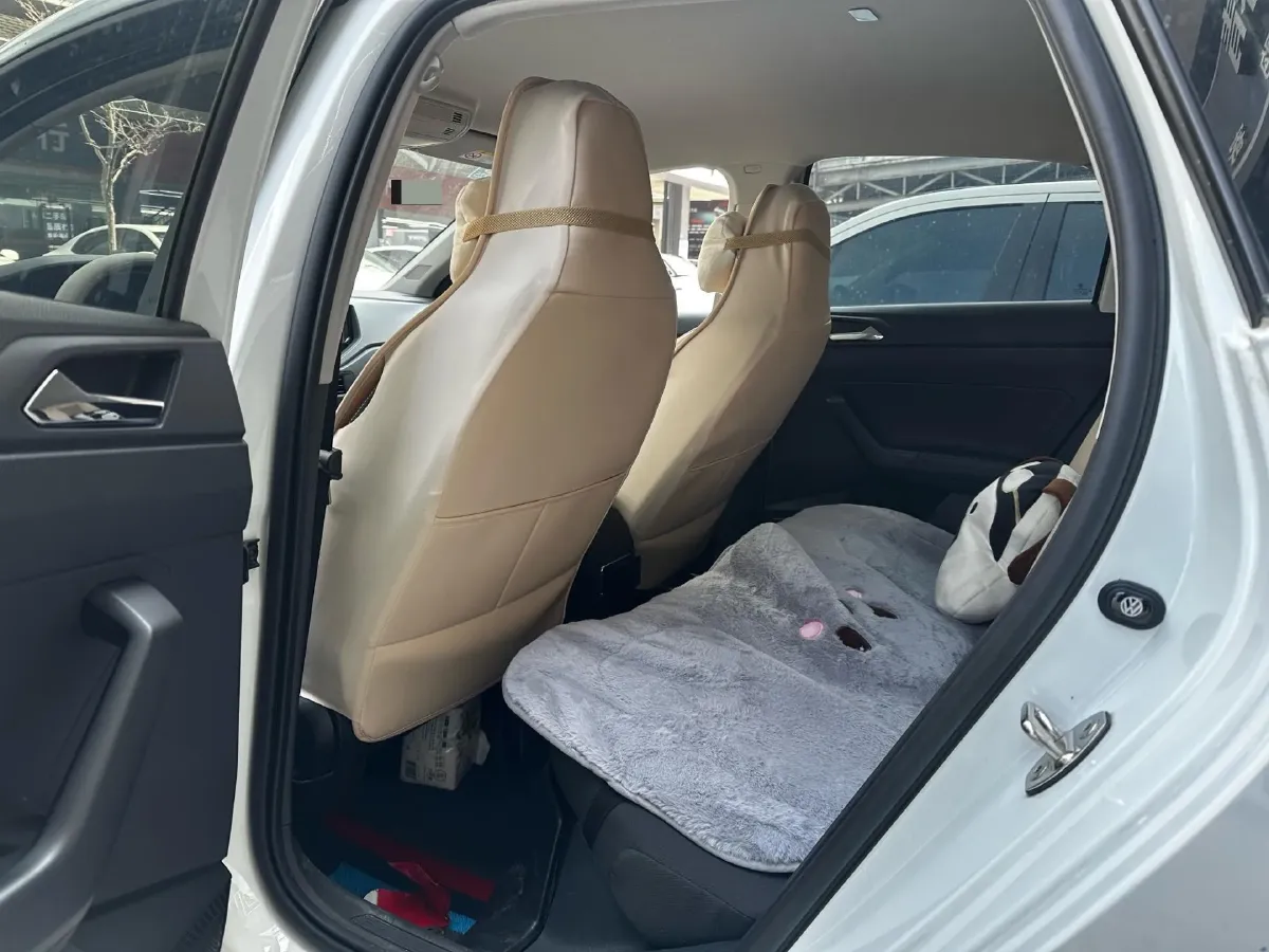 2023 Volkswagen Polo 1.5L 113HP L4 6AT,autocango,china used car exporter,china ev exporter,chinese used car exporter,chinese used ev exporter