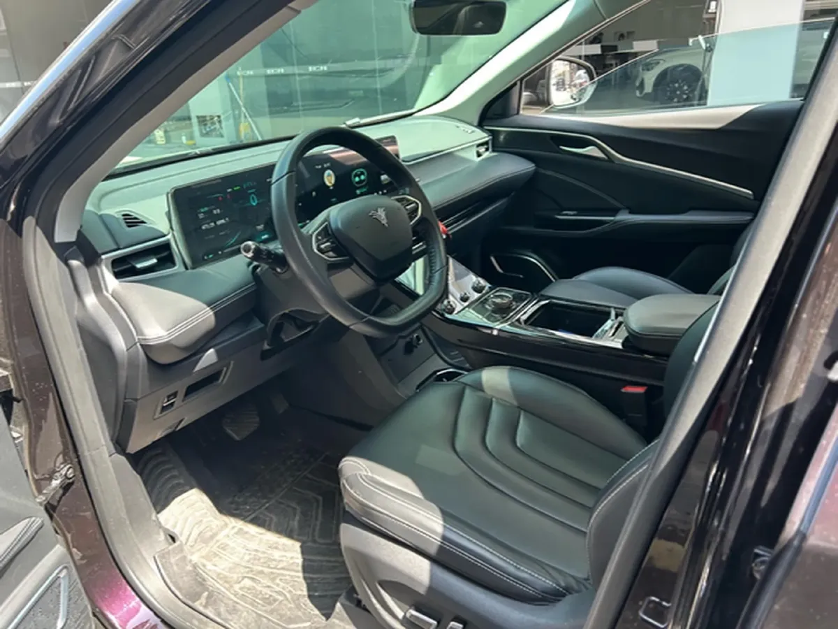 2022 Ford Focus 1.5T 177HP L4 6AT,autocango,china used car exporter,china ev exporter,chinese used car exporter,chinese used ev exporter