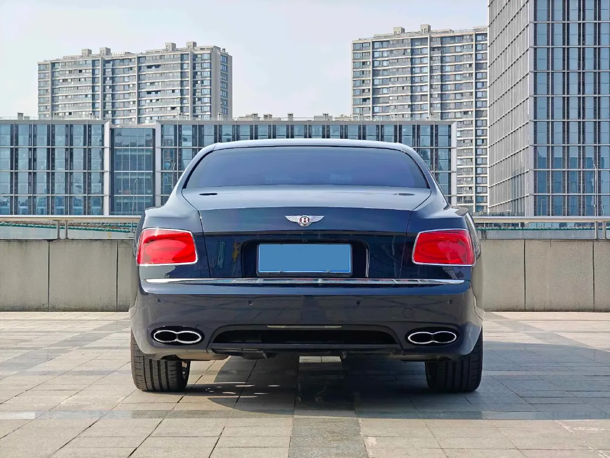 2017 Bentley Flying Spur 4.0T 528HP V8 8AT,autocango,china used car exporter,china ev exporter,chinese used car exporter,chinese used ev exporter