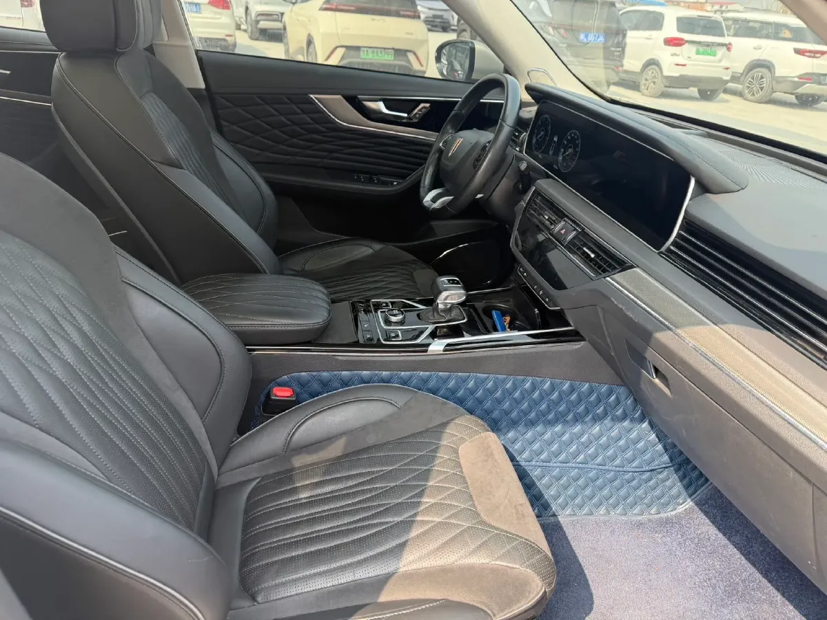 2022 HongQi HS5 2.0T 224HP L4 6AT,autocango,china used car exporter,china ev exporter,chinese used car exporter,chinese used ev exporter