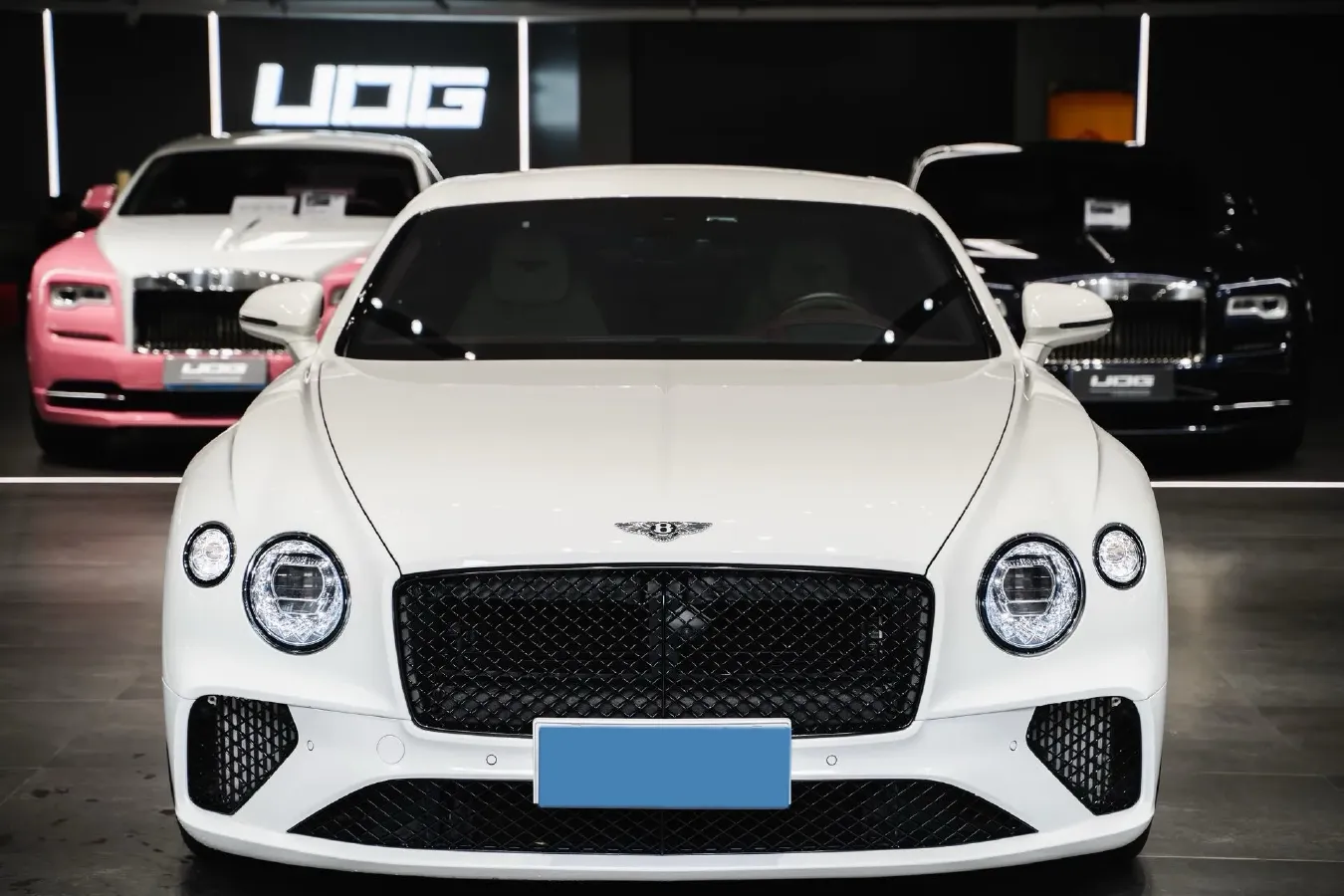 2023 Bentley Continental 4.0T 549HP V8 8DCT,autocango,china used car exporter,china ev exporter,chinese used car exporter,chinese used ev exporter