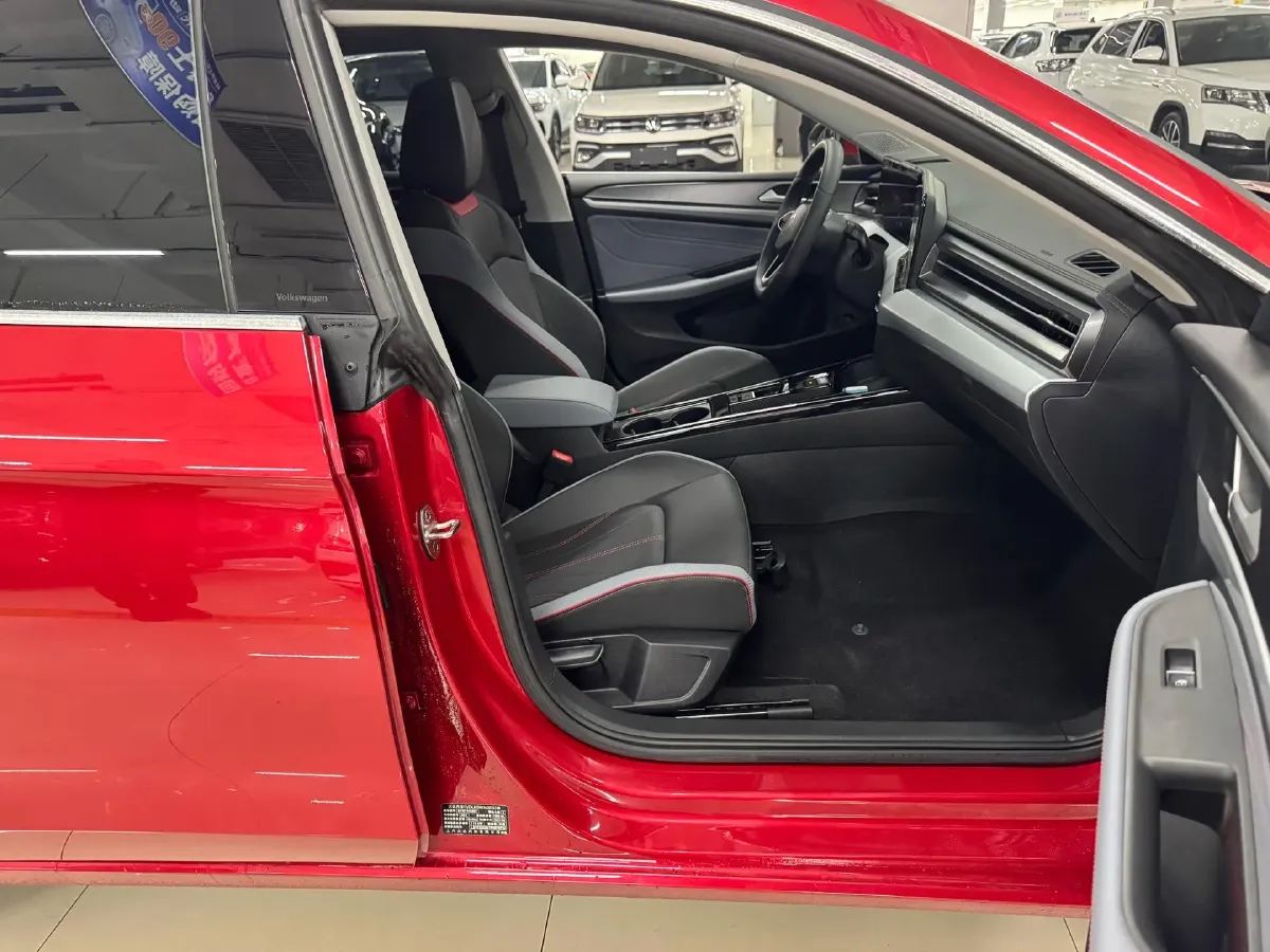 2023 Volkswagen Lamando 1.4T 150HP L4 7DCT,autocango,china used car exporter,china ev exporter,chinese used car exporter,chinese used ev exporter