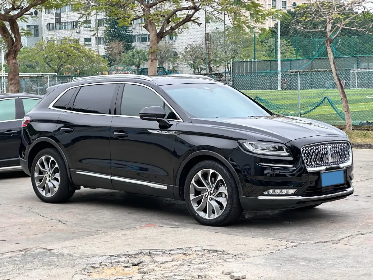 2021 Lincoln Nautilus 2.0T 245HP L4 8AT,autocango,china used car exporter,china ev exporter,chinese used car exporter,chinese used ev exporter
