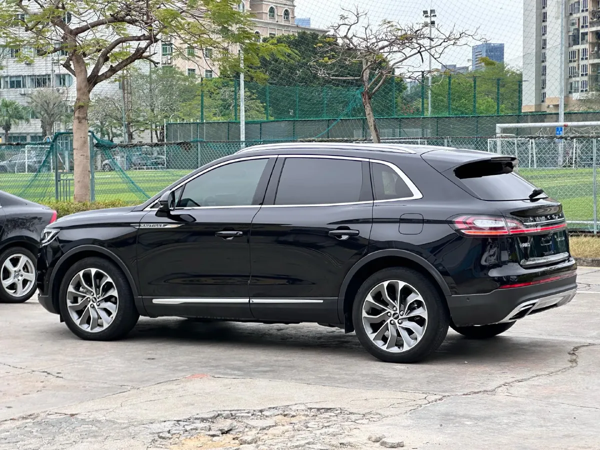 2021 Lincoln Nautilus 2.0T 245HP L4 8AT,autocango,china used car exporter,china ev exporter,chinese used car exporter,chinese used ev exporter