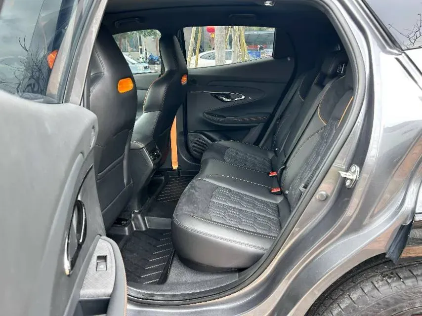 2022 ChangAn UNI-T 1.5T 188HP L4 7DCT,autocango,china used car exporter,china ev exporter,chinese used car exporter,chinese used ev exporter