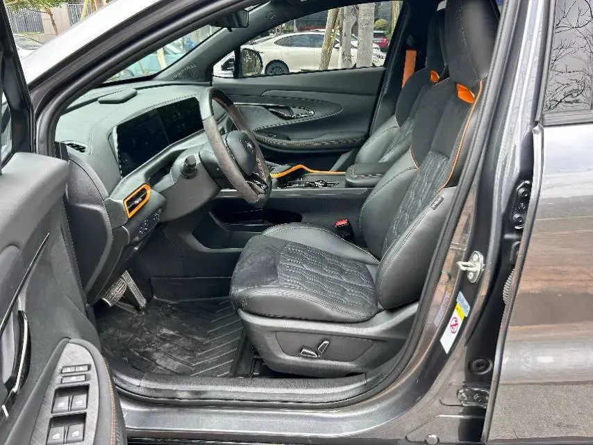 2022 ChangAn UNI-T 1.5T 188HP L4 7DCT,autocango,china used car exporter,china ev exporter,chinese used car exporter,chinese used ev exporter