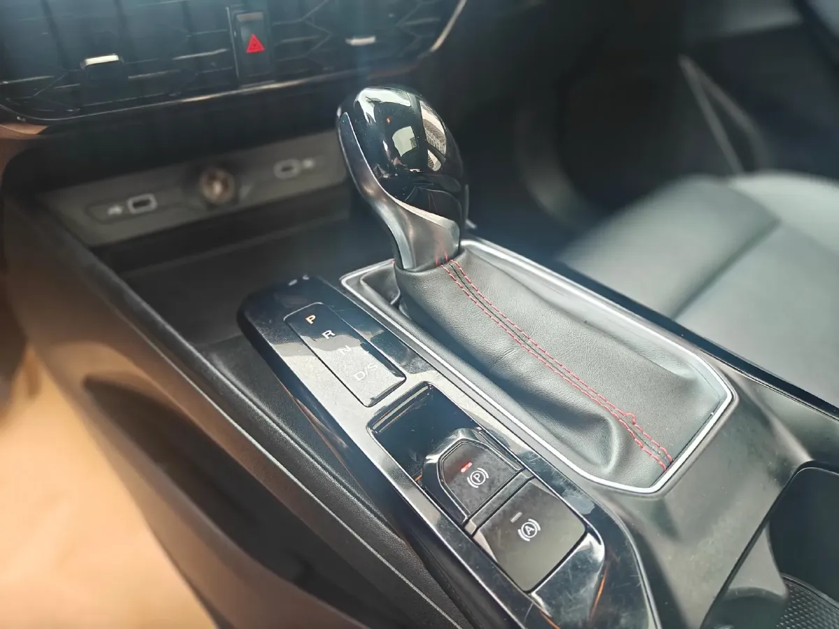 2021 MG 5 1.5L 120HP L4 CVT,autocango,china used car exporter,china ev exporter,chinese used car exporter,chinese used ev exporter