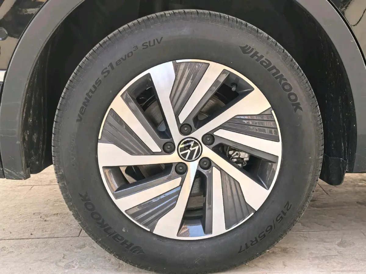 2023 Volkswagen Tiguan L 1.4T 150HP L4 6DCT PHEV 13KWH,autocango,china used car exporter,china ev exporter,chinese used car exporter,chinese used ev exporter