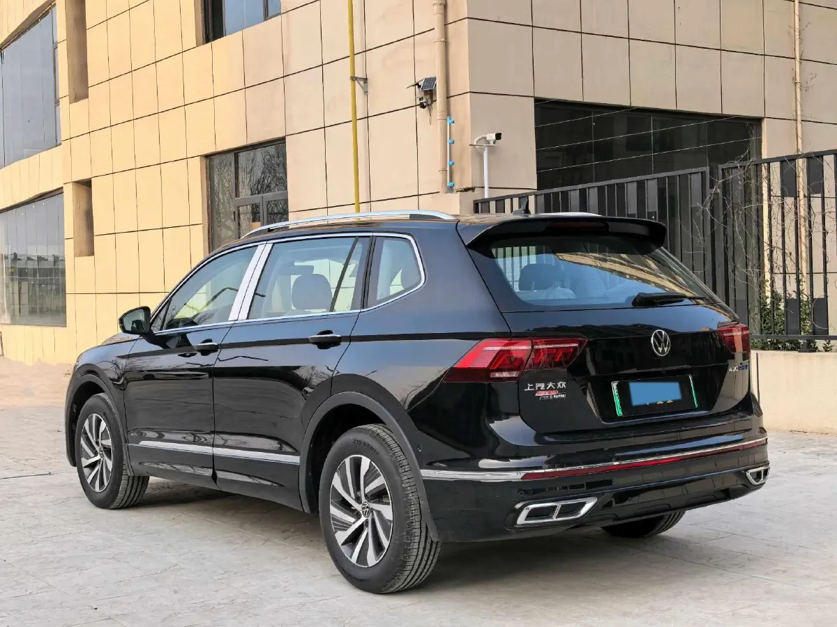 2023 Volkswagen Tiguan L 1.4T 150HP L4 6DCT PHEV 13KWH,autocango,china used car exporter,china ev exporter,chinese used car exporter,chinese used ev exporter