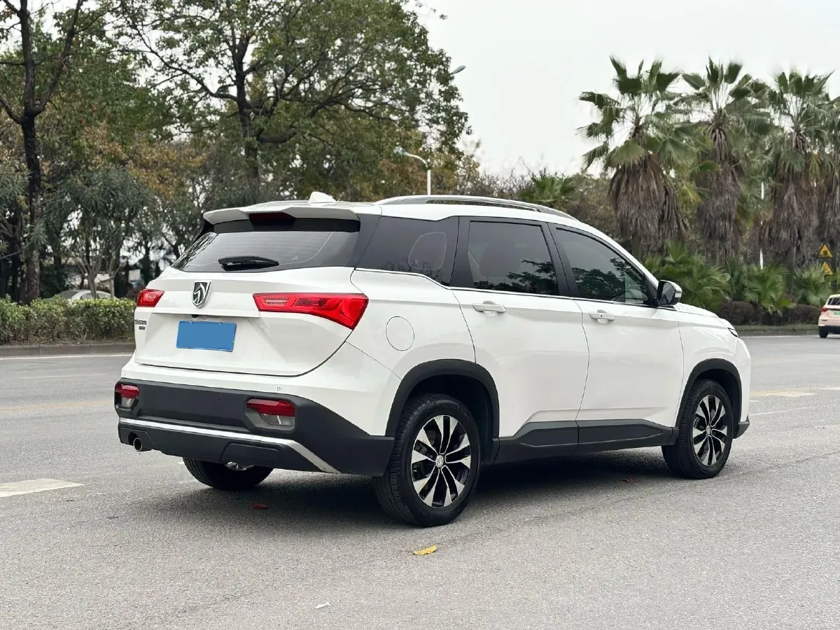 2020 HanTeng X5 1.5T 156HP L4 6AT,autocango,china used car exporter,china ev exporter,chinese used car exporter,chinese used ev exporter