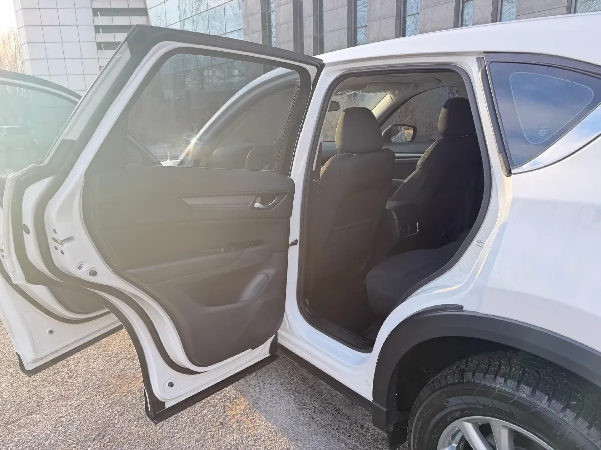 2022 Hyundai Tucson 2.0L 150HP L4 6AT Hybrid,autocango,china used car exporter,china ev exporter,chinese used car exporter,chinese used ev exporter