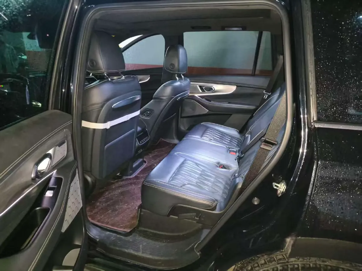 2022 GAC Trumpchi GS8 2.0T 252HP L4 8AT,autocango,china used car exporter,china ev exporter,chinese used car exporter,chinese used ev exporter