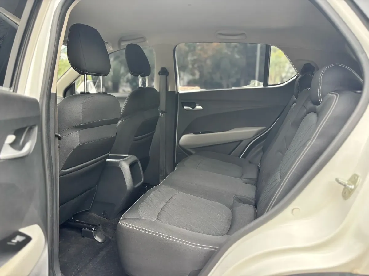 2019 WuLing HongGuang 1.5L 99HP L4 6MT,autocango,china used car exporter,china ev exporter,chinese used car exporter,chinese used ev exporter