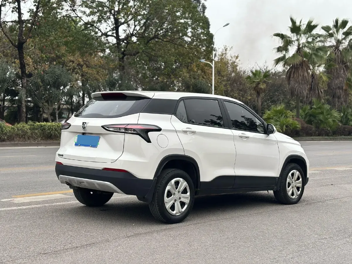 2019 WuLing HongGuang 1.5L 99HP L4 6MT,autocango,china used car exporter,china ev exporter,chinese used car exporter,chinese used ev exporter