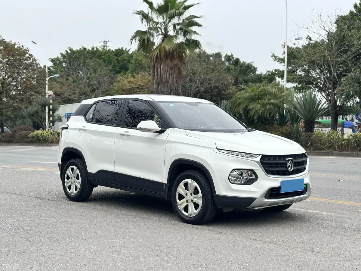 2019 WuLing HongGuang 1.5L 99HP L4 6MT,autocango,china used car exporter,china ev exporter,chinese used car exporter,chinese used ev exporter