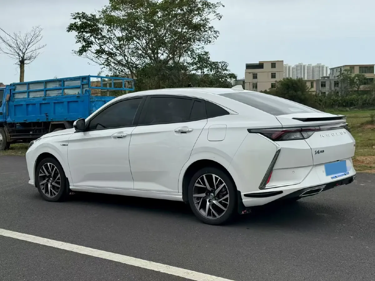 2020 DongFeng Aeolus YiXuan 1.5T 150HP L4 6DCT,autocango,china used car exporter,china ev exporter,chinese used car exporter,chinese used ev exporter