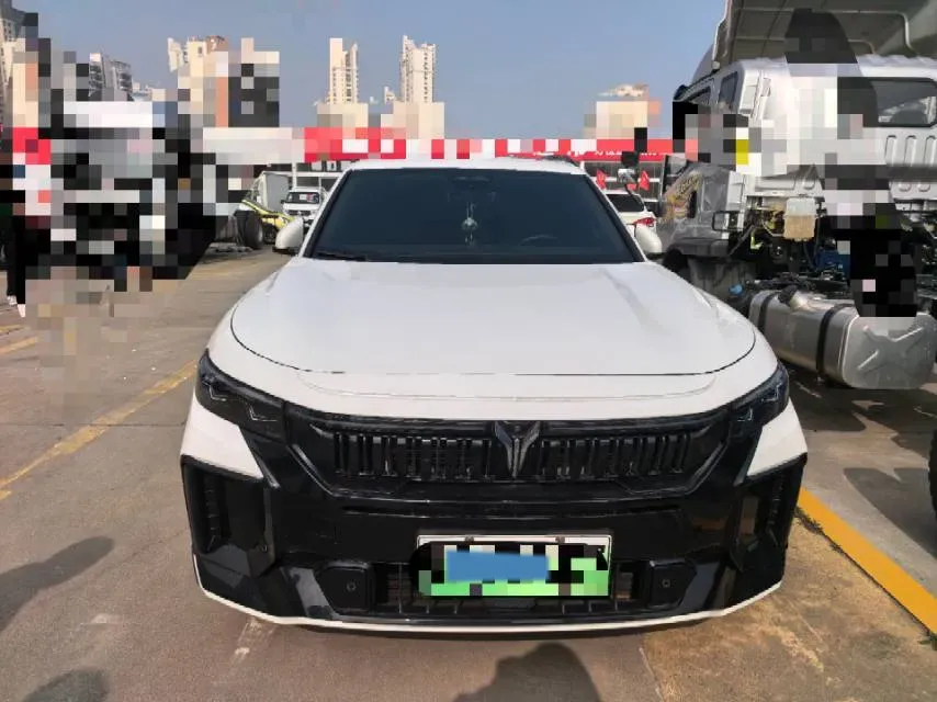 2025 Voyah FREE 1.5T 150HP L4 REEV 43KWH,autocango,china used car exporter,china ev exporter,chinese used car exporter,chinese used ev exporter