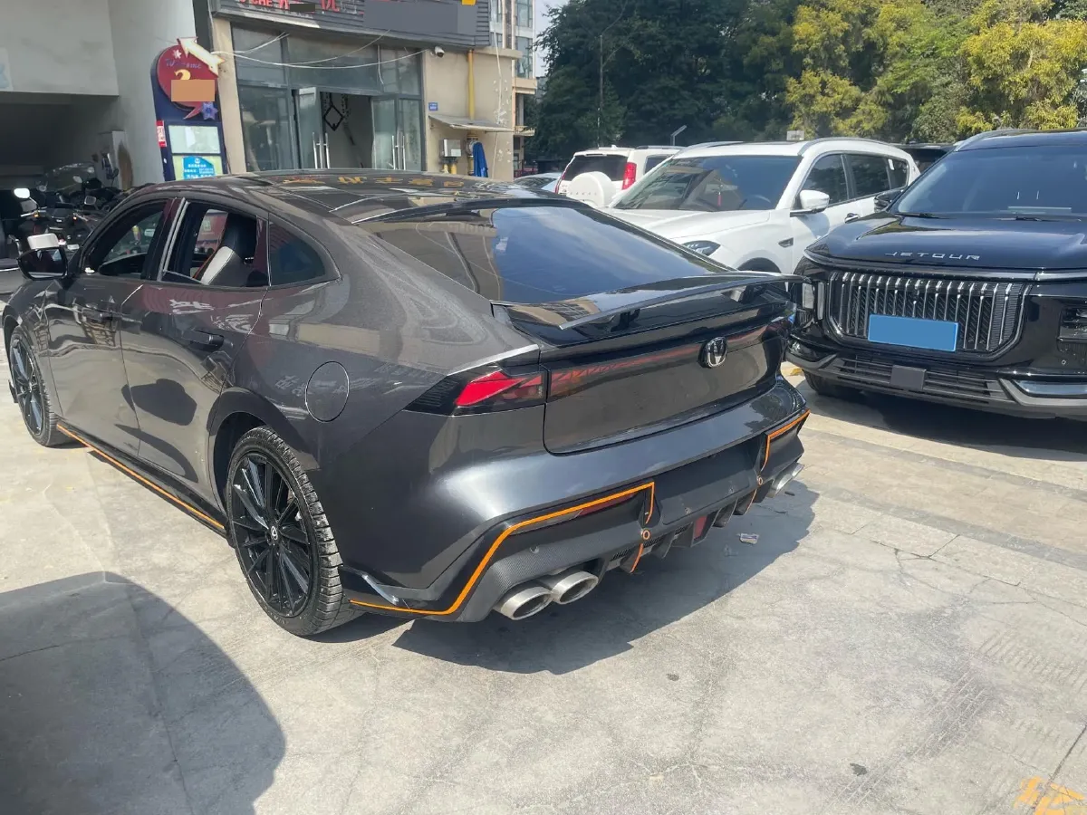 2023 ChangAn UNI-V 1.5T 188HP L4 7DCT,autocango,china used car exporter,china ev exporter,chinese used car exporter,chinese used ev exporter