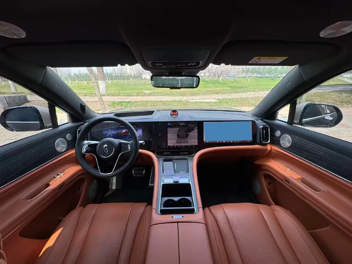 2025 AITO AITO M9 REEV 160HP REEV 52KWH,autocango,china used car exporter,china ev exporter,chinese used car exporter,chinese used ev exporter