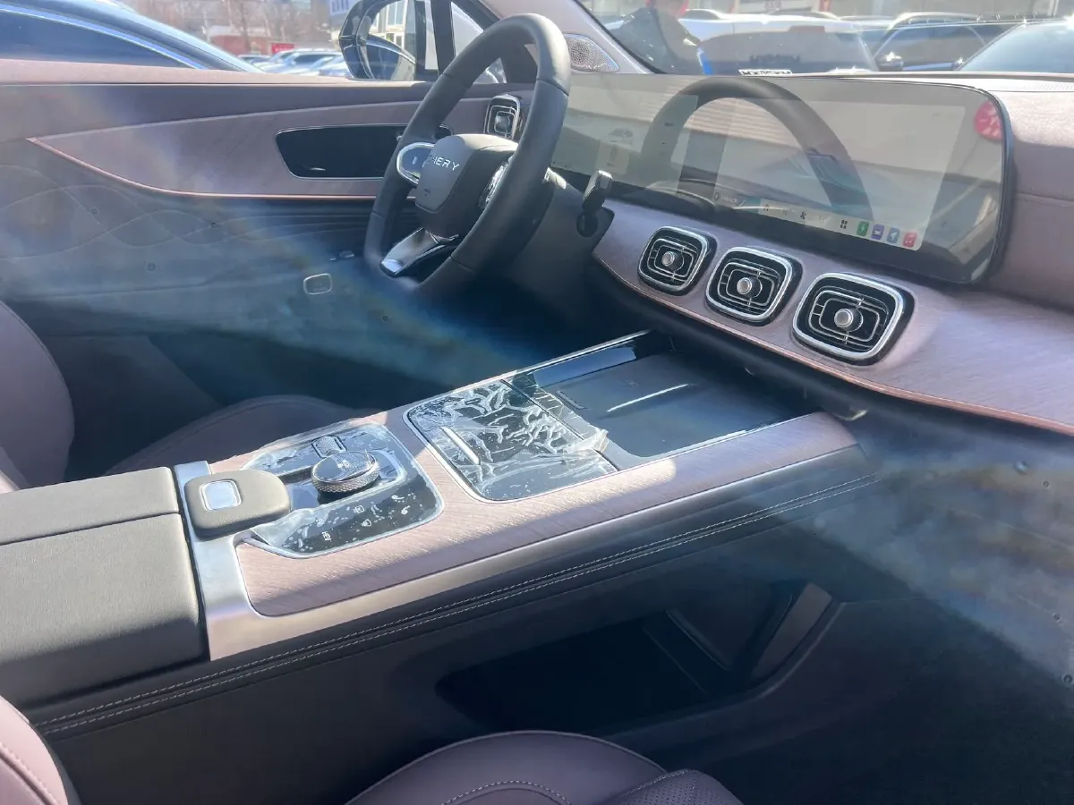 2025 Chery Tiggo9 C-DM 1.5T 156HP L4 3DHT PHEV 19.43KWH,autocango,china used car exporter,china ev exporter,chinese used car exporter,chinese used ev exporter