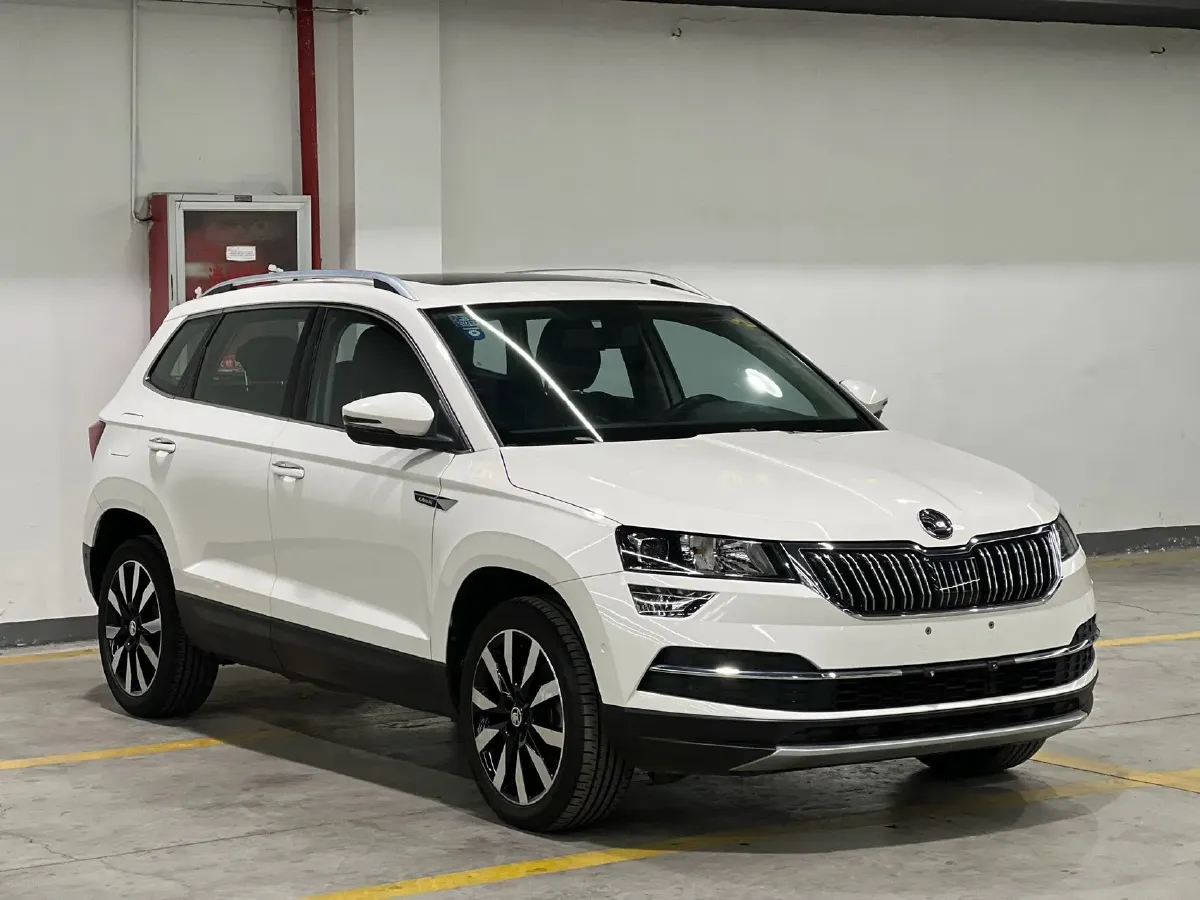 2020 Skoda Karoq 1.4T 150HP L4 7DCT,autocango,china used car exporter,china ev exporter,chinese used car exporter,chinese used ev exporter
