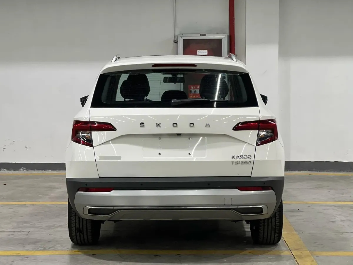 2020 Skoda Karoq 1.4T 150HP L4 7DCT,autocango,china used car exporter,china ev exporter,chinese used car exporter,chinese used ev exporter