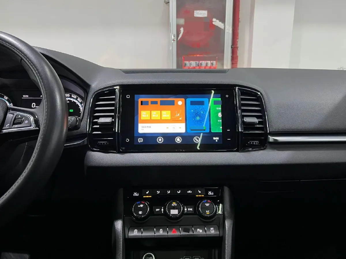 2020 Skoda Karoq 1.4T 150HP L4 7DCT,autocango,china used car exporter,china ev exporter,chinese used car exporter,chinese used ev exporter