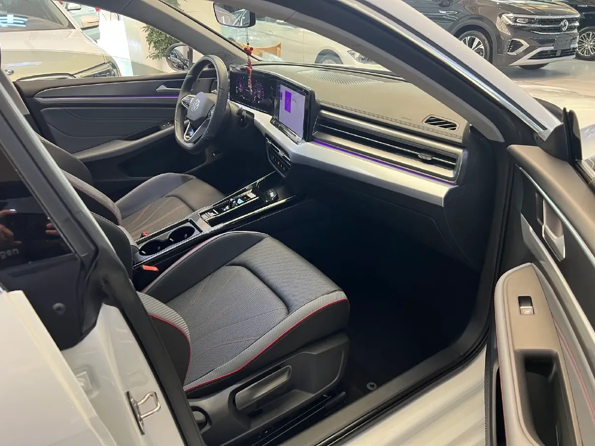 2024 Volkswagen Lamando 1.4T 150HP L4 7DCT,autocango,china used car exporter,china ev exporter,chinese used car exporter,chinese used ev exporter