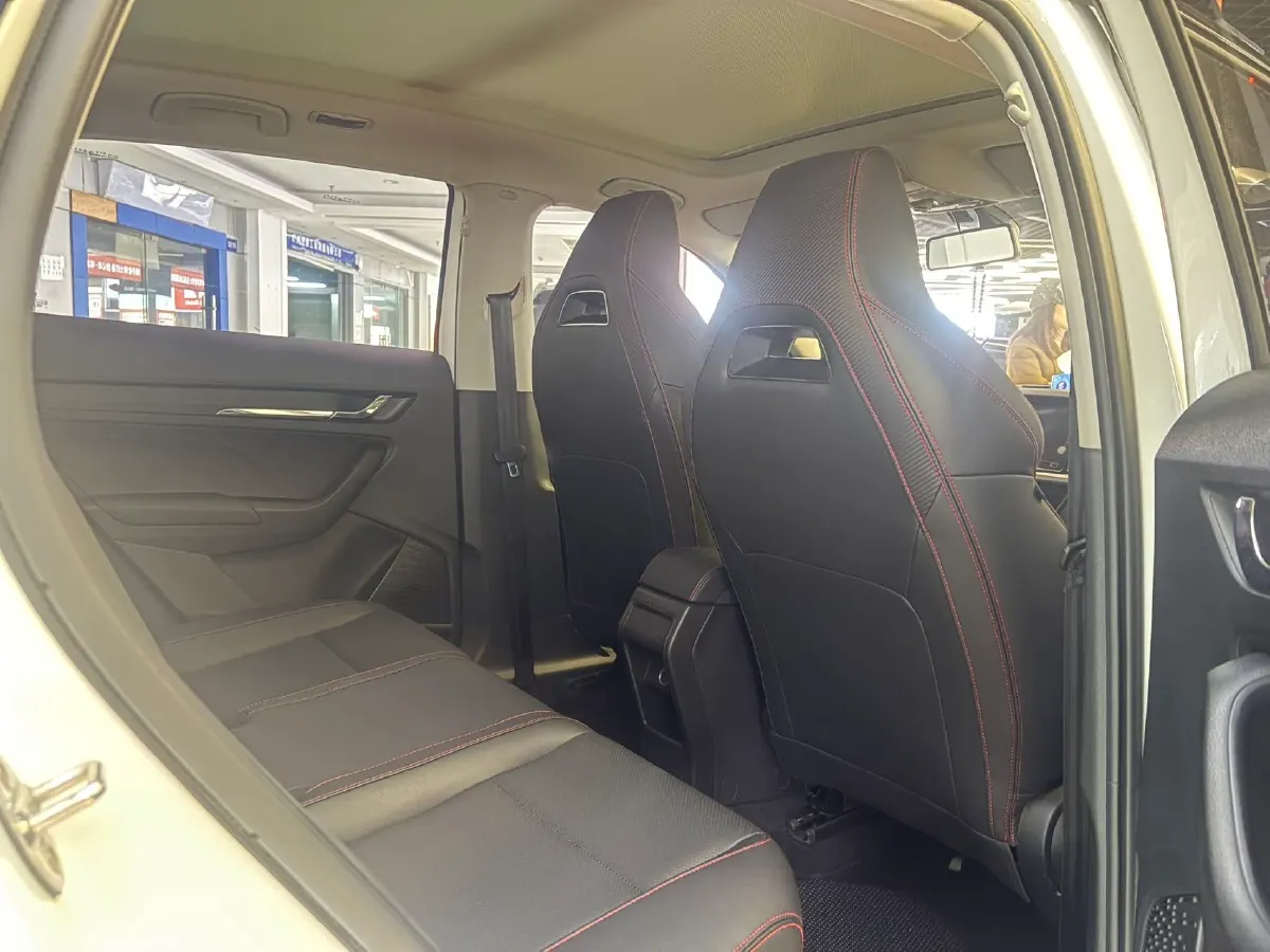 2021 Skoda Kamiq 1.2T 116HP L4 7DCT,autocango,china used car exporter,china ev exporter,chinese used car exporter,chinese used ev exporter