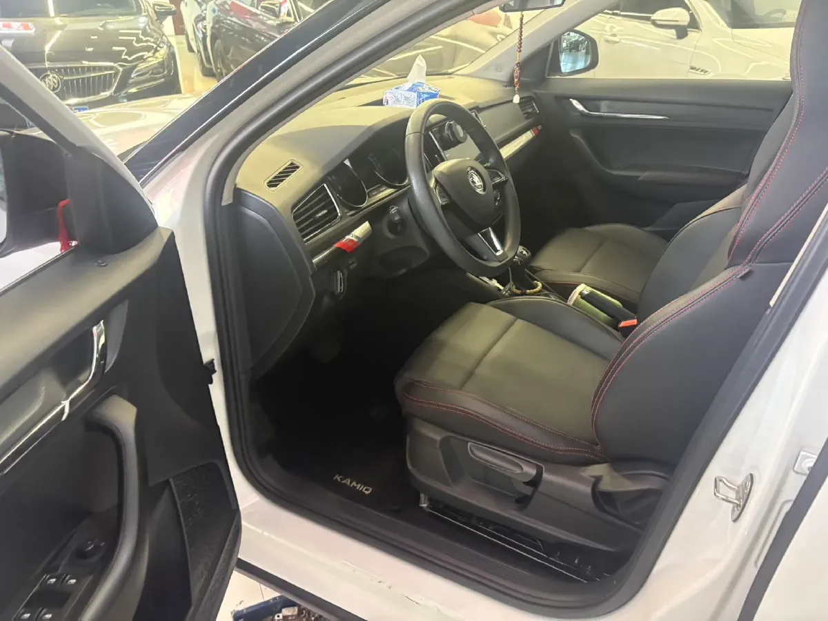 2021 Skoda Kamiq 1.2T 116HP L4 7DCT,autocango,china used car exporter,china ev exporter,chinese used car exporter,chinese used ev exporter