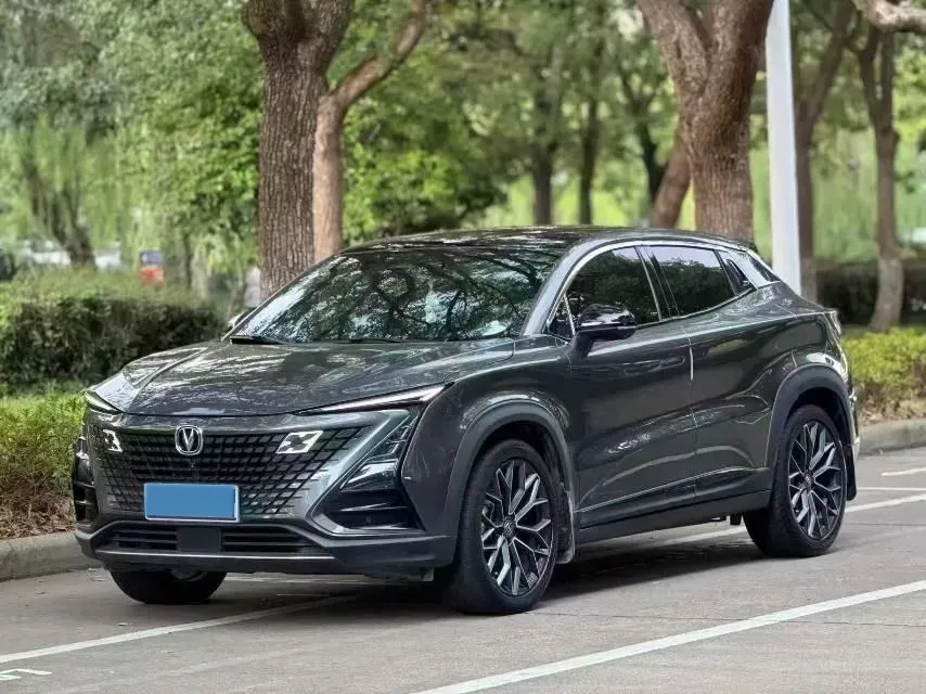 2022 ChangAn UNI-T 1.5T 188HP L4 7DCT,autocango,china used car exporter,china ev exporter,chinese used car exporter,chinese used ev exporter