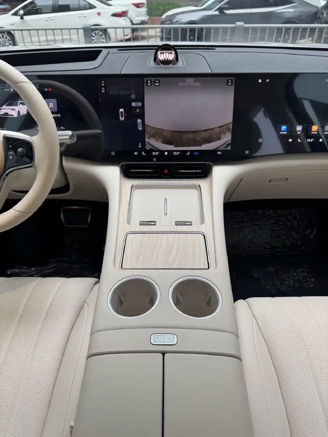 2025 AITO AITO M8 REEV 160HP REEV 53.4KWH,autocango,china used car exporter,china ev exporter,chinese used car exporter,chinese used ev exporter