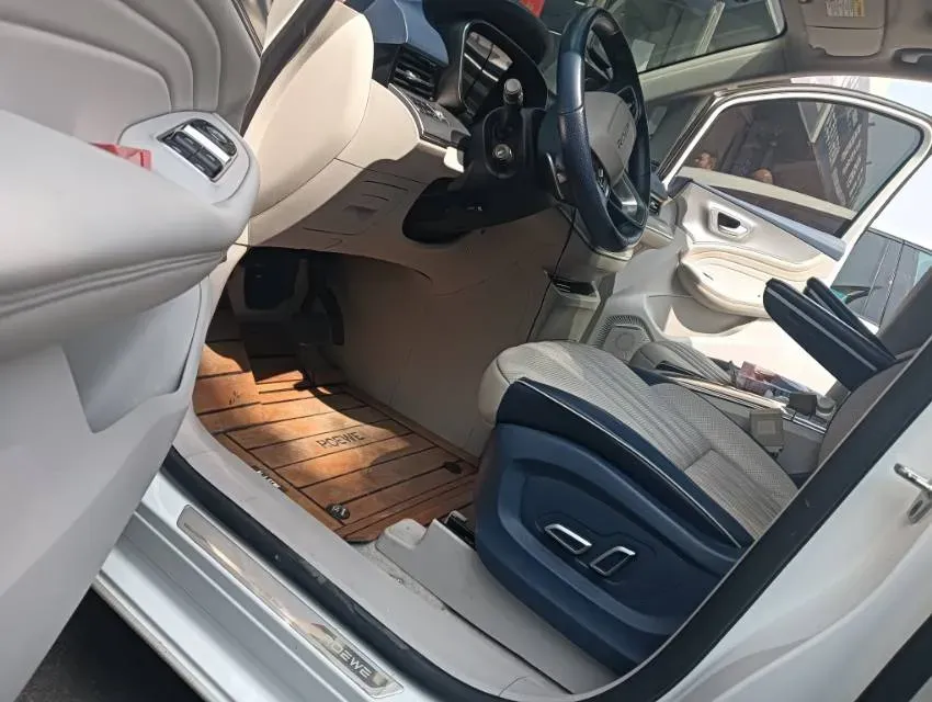 2021 Roewe iMAX8 2.0T 234HP L4 8AT,autocango,china used car exporter,china ev exporter,chinese used car exporter,chinese used ev exporter