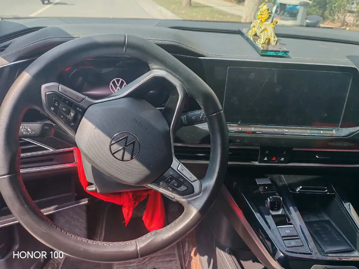 2023 Volkswagen Talagon 2.0T 220HP L4 7DCT,autocango,china used car exporter,china ev exporter,chinese used car exporter,chinese used ev exporter