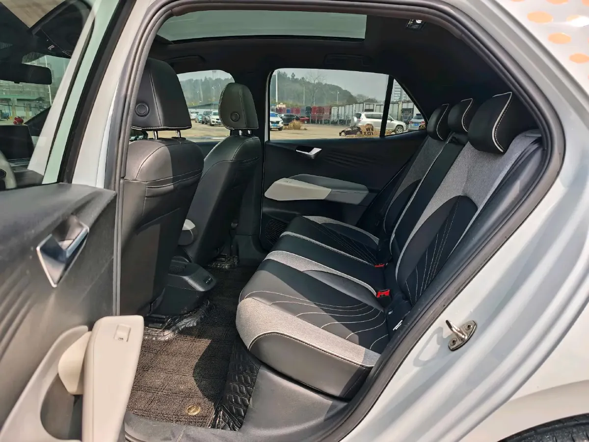 2022 Volkswagen ID.3 BEV 57.3KWH,autocango,china used car exporter,china ev exporter,chinese used car exporter,chinese used ev exporter